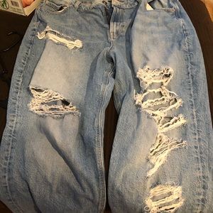American Eagle Mom Jeans